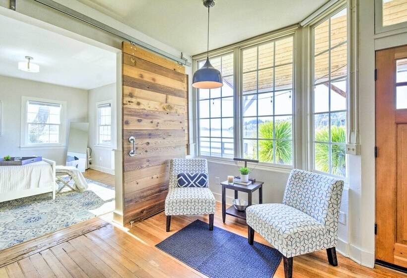 Gig Harbor House W/ Private Beach + Views!