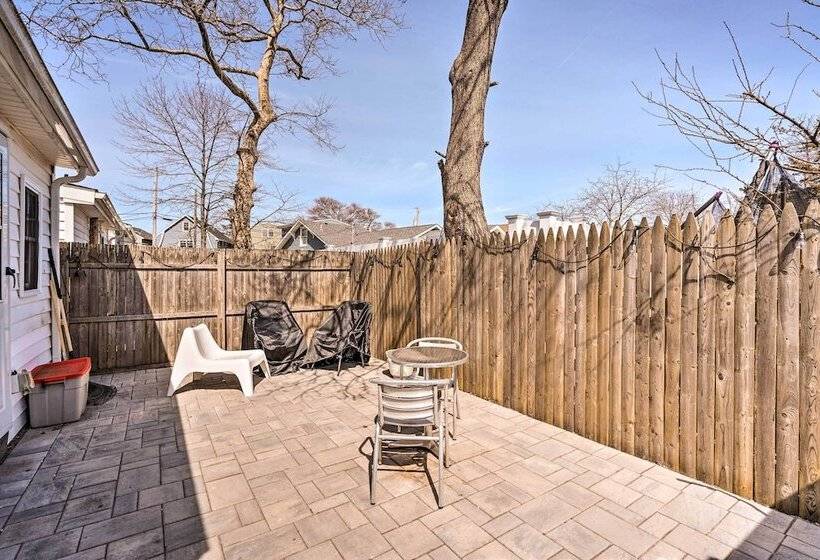 Bright Belmar Cottage < Half Mi To Boardwalk!