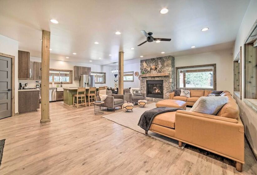 Swiss Cabin In Mack S Inn: Game Room & Fire Pit!