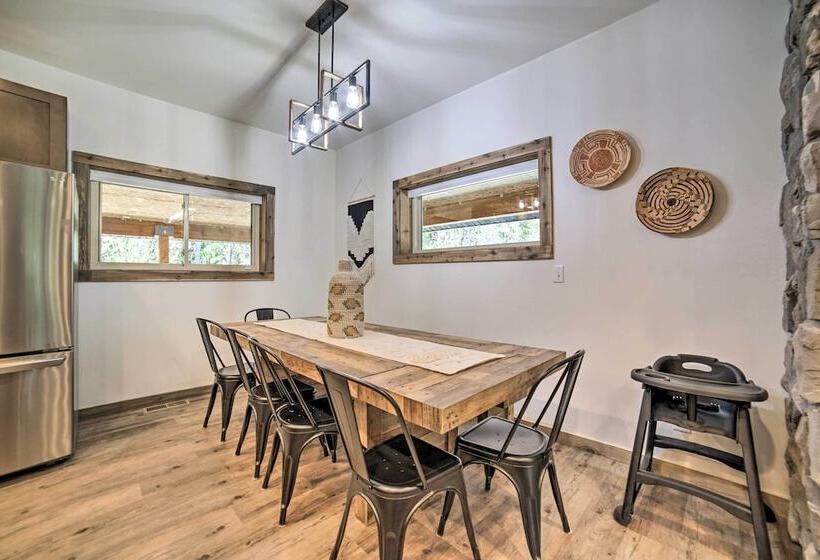 Swiss Cabin In Mack S Inn: Game Room & Fire Pit!