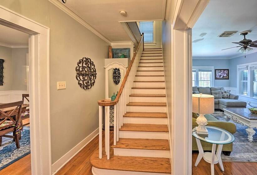 Corpus Christi Home W/ Pool & Hot Tub: Walk To Bay