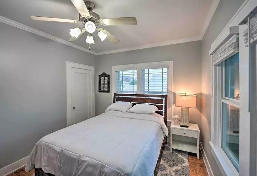 Corpus Christi Home W/ Pool & Hot Tub: Walk To Bay