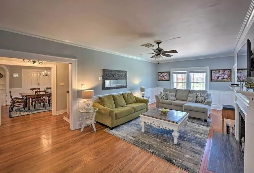 Corpus Christi Home W/ Pool & Hot Tub: Walk To Bay