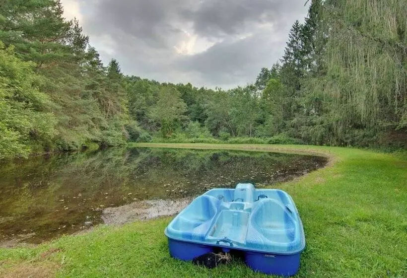 Coudersport Home W/ Outdoor Spa & Stargazing!