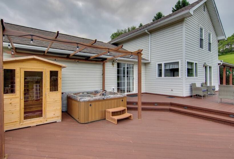 Coudersport Home W/ Outdoor Spa & Stargazing!
