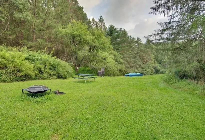 Coudersport Home W/ Outdoor Spa & Stargazing!