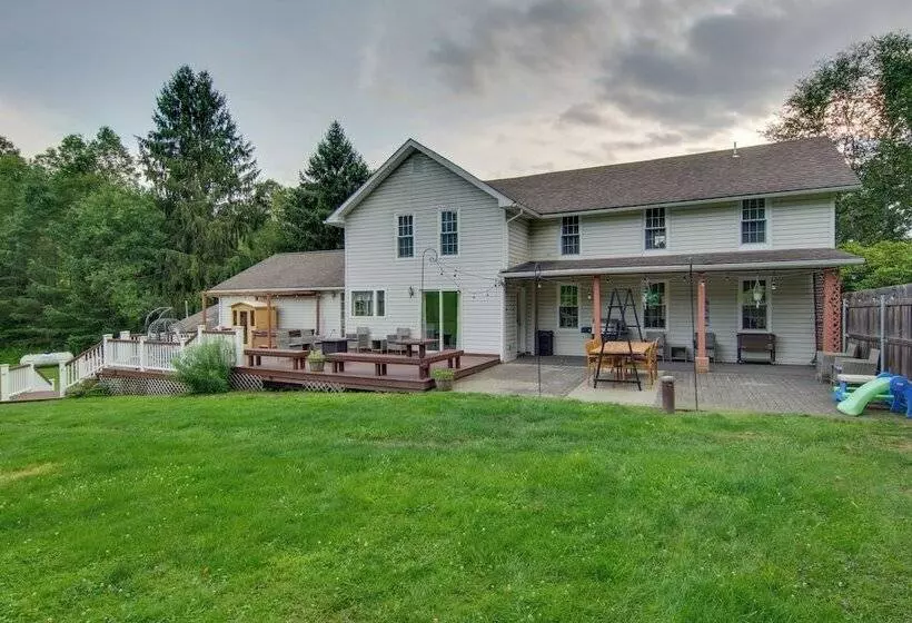 Coudersport Home W/ Outdoor Spa & Stargazing!