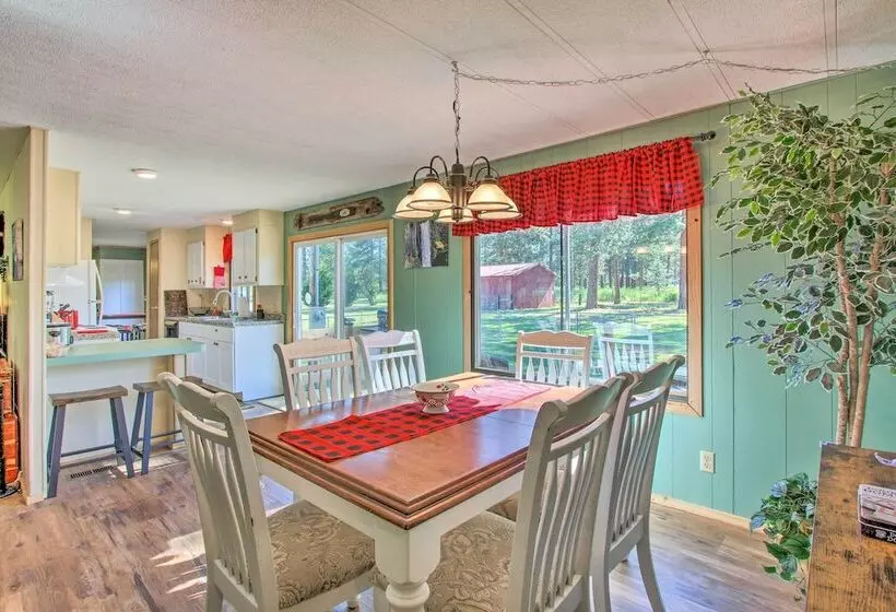 Cozy Chiloquin Retreat < 30 Mi To Crater Lake!