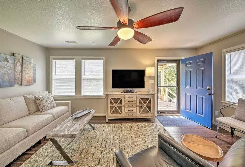 Cozy Cottage < 2 Mi To Cape Hatteras Natl Shore!
