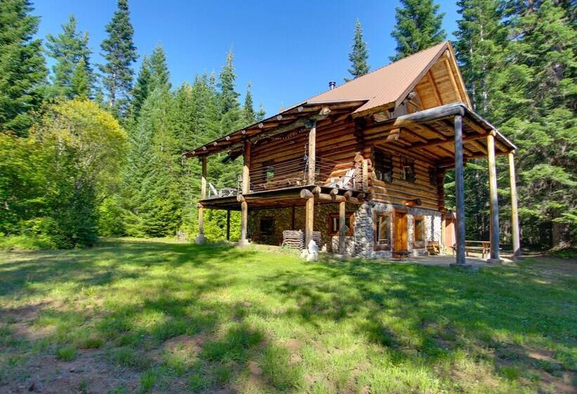 Cozy Easton Cabin W/ Wenatchee Nat L Forest Views!