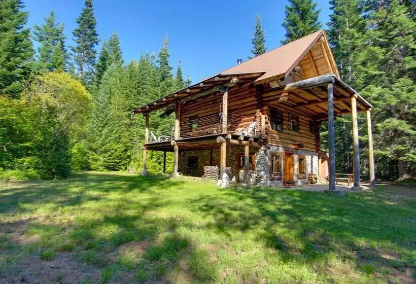 Cozy Easton Cabin W/ Wenatchee Nat L Forest Views!