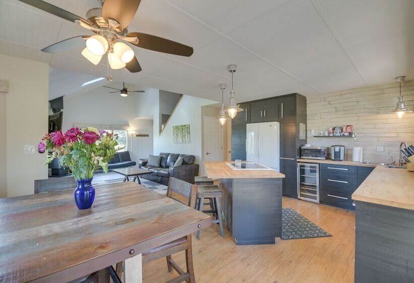 Cozy Red Feather Lakes Retreat W/ Deck & Yard