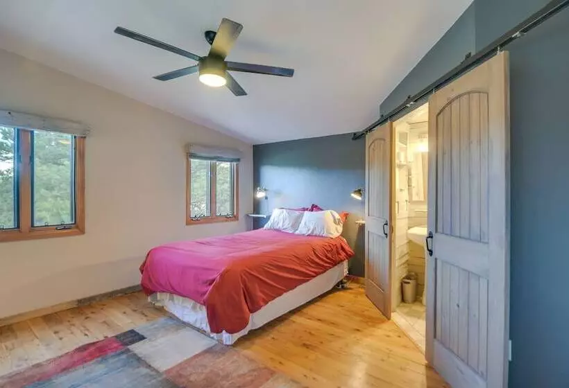 Cozy Red Feather Lakes Retreat W/ Deck & Yard