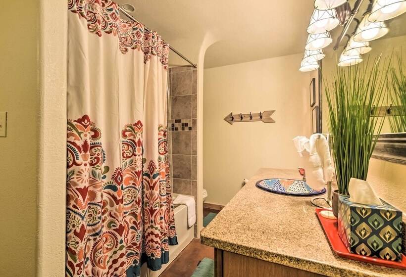 Expansive Angel Fire Retreat: 1 Mi To Fishing!