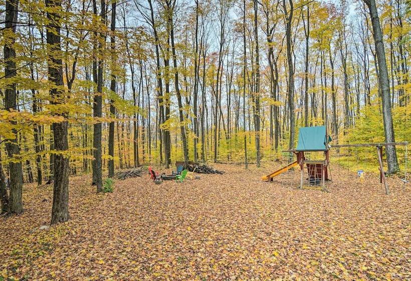 Family Escape   Near Little Traverse Wheelway