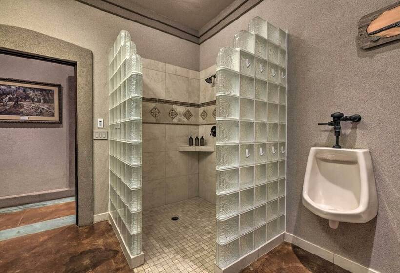 Flawless Durango Home W/ Theater + Pool Table