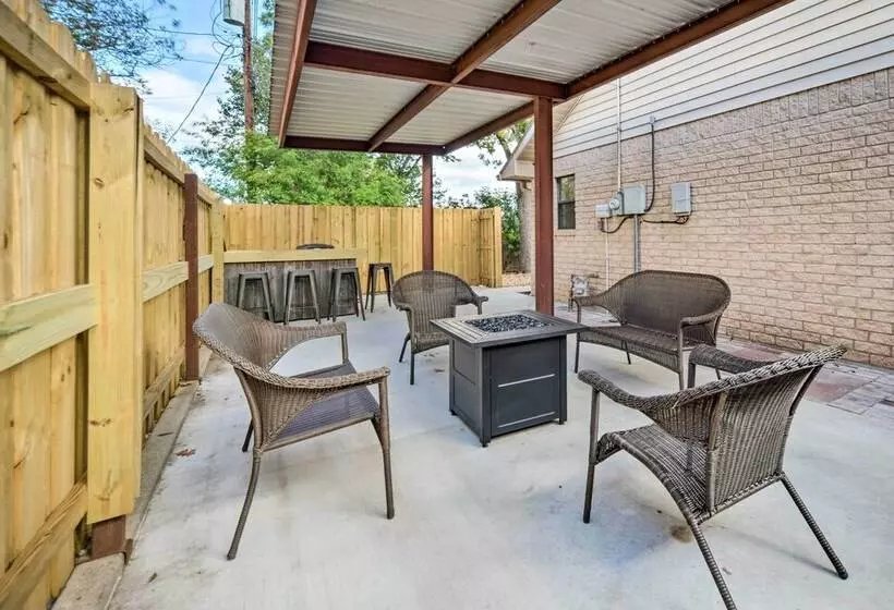 Fredericksburg Home W/ Hot Tub   1 Mi To Dtwn