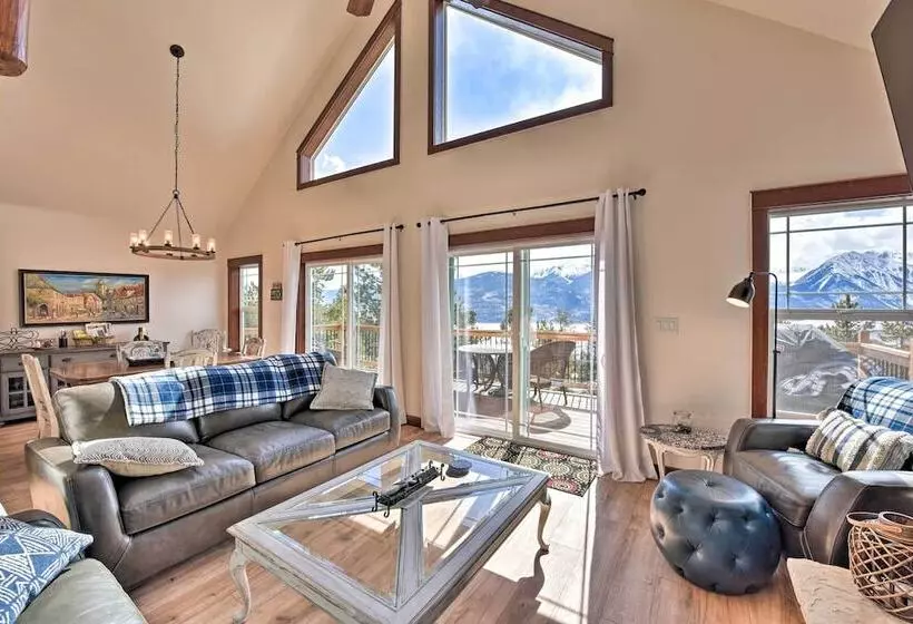 Gorgeous Twin Lakes Home W/ Deck Overlooking Mtns!