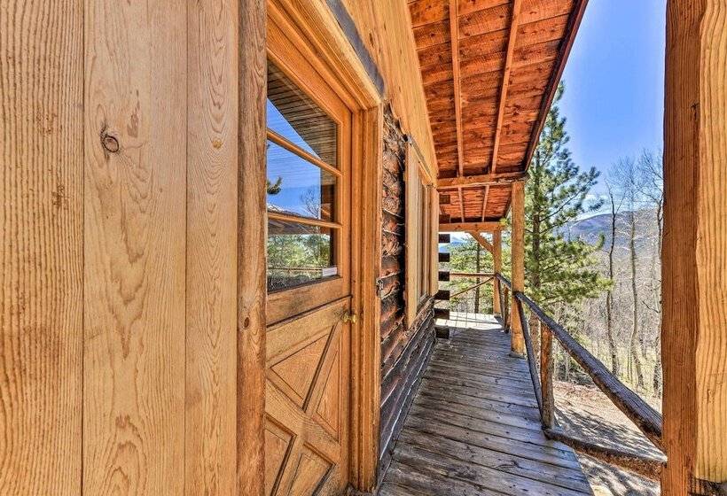 Idyllic Twin Lakes Escape W/ Deck + Fire Pit!