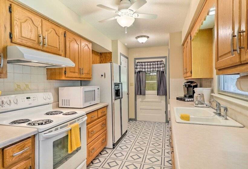 Lake House In Horseshoe Bend Near Ozark Forest!