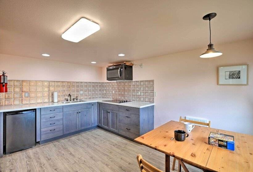 Lake Whatcom House W/ Boat Dock + Mountain View!