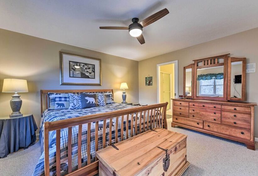 Maggie Valley Home W/ Mountain Views + Decks!
