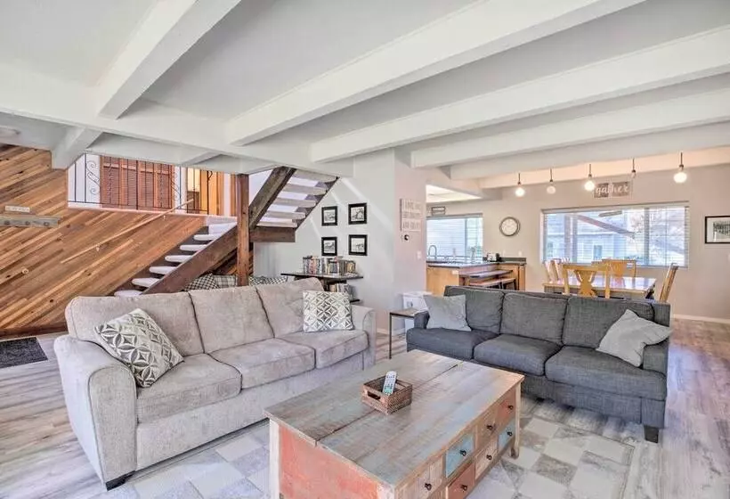 Pet Friendly Rockaway Beach Home W/ Fire Pit!