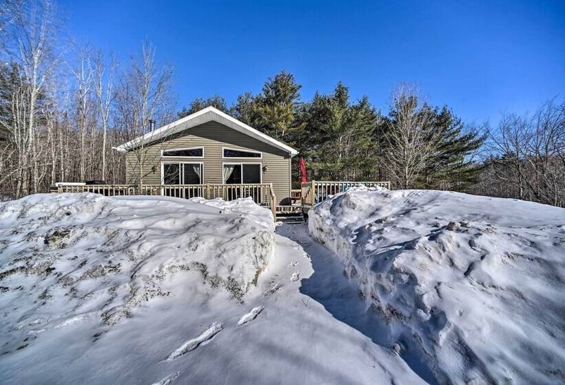 Private 7 Acre Retreat: On Site Pond, Streams