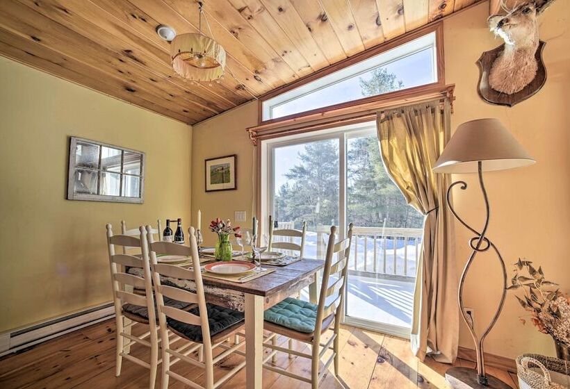 Private 7 Acre Retreat: On Site Pond, Streams