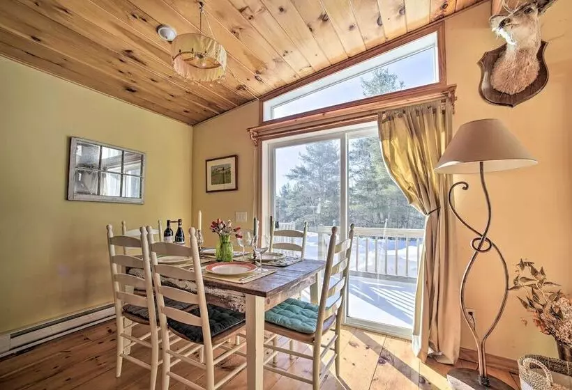 Private 7 Acre Retreat: On Site Pond, Streams