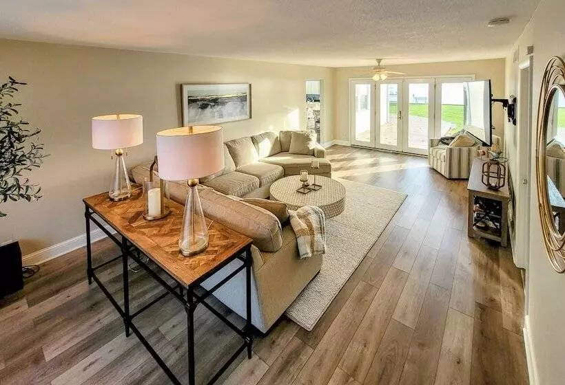 Benton Harbor Lake House W/ Dock & Fire Pit!