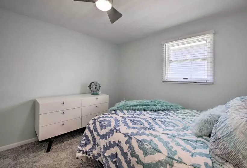 Benton Harbor Lake House W/ Dock & Fire Pit!