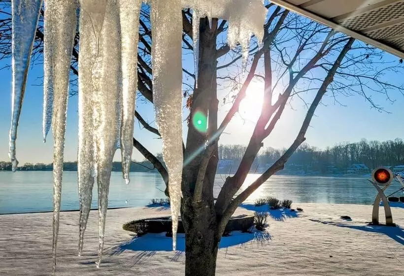 Benton Harbor Lake House W/ Dock & Fire Pit!