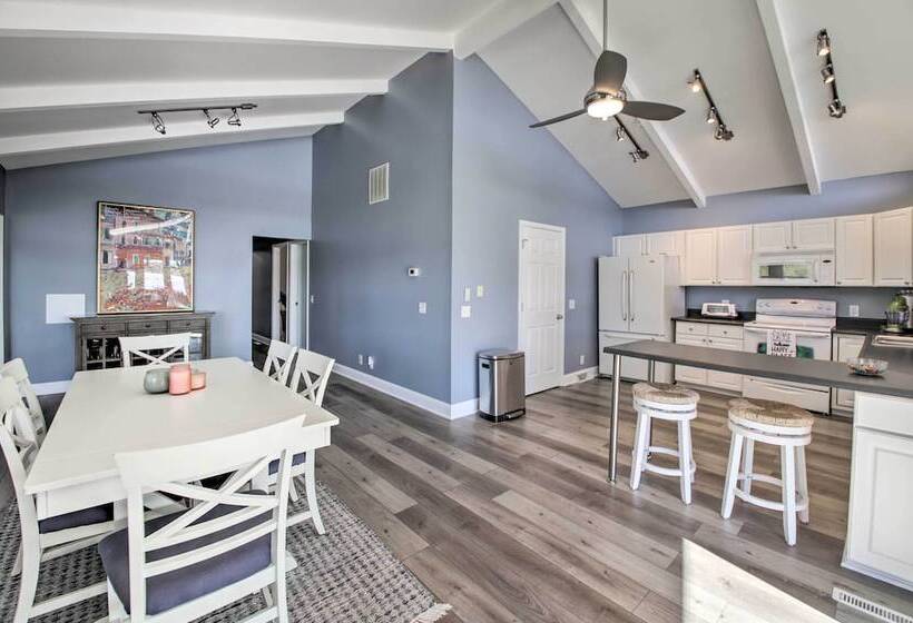 Benton Harbor Lake House W/ Dock & Fire Pit!