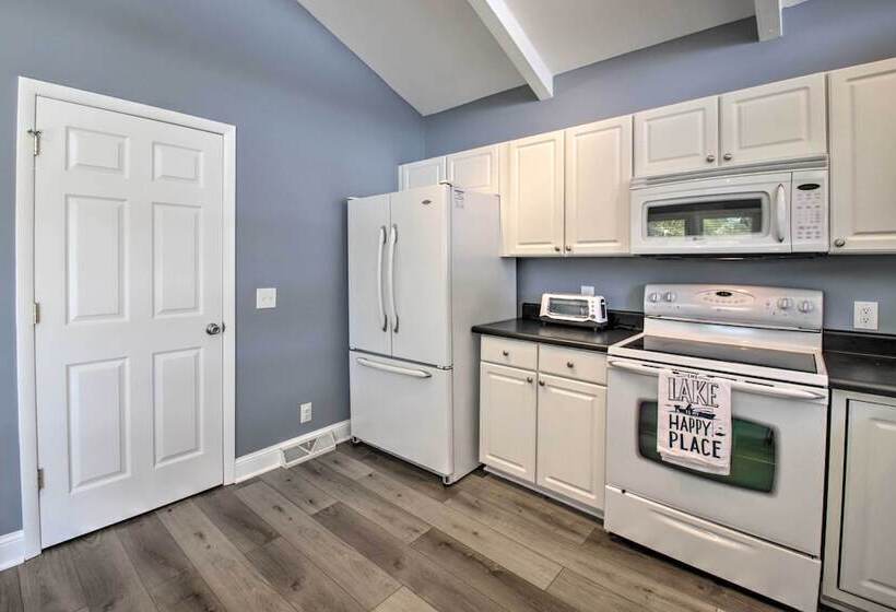 Benton Harbor Lake House W/ Dock & Fire Pit!