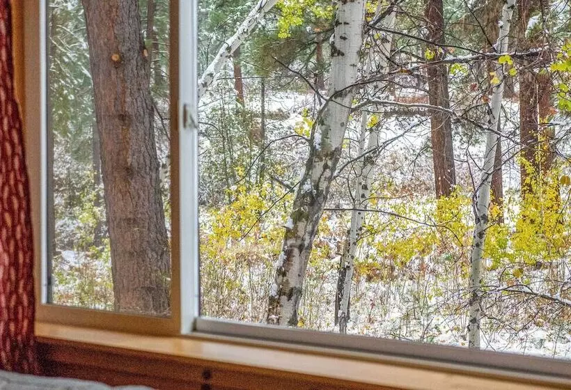 Romantic Riverfront Cottage   1 Mile To Winthrop!