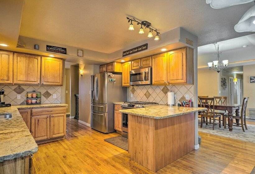 Secluded Woodland Park Home Hike & Bike!