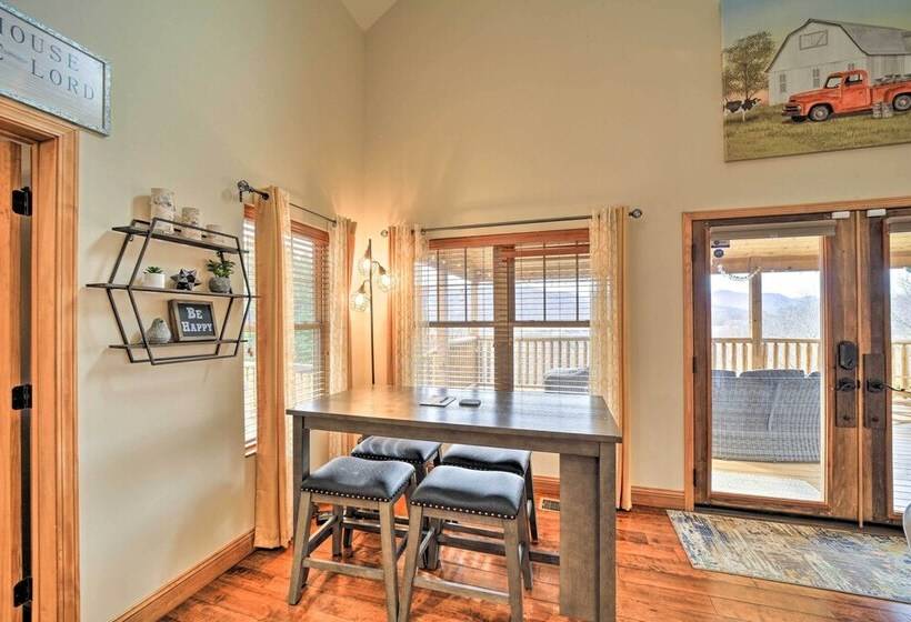 Serene Canton Escape W/ Hot Tub & Mtn Views!