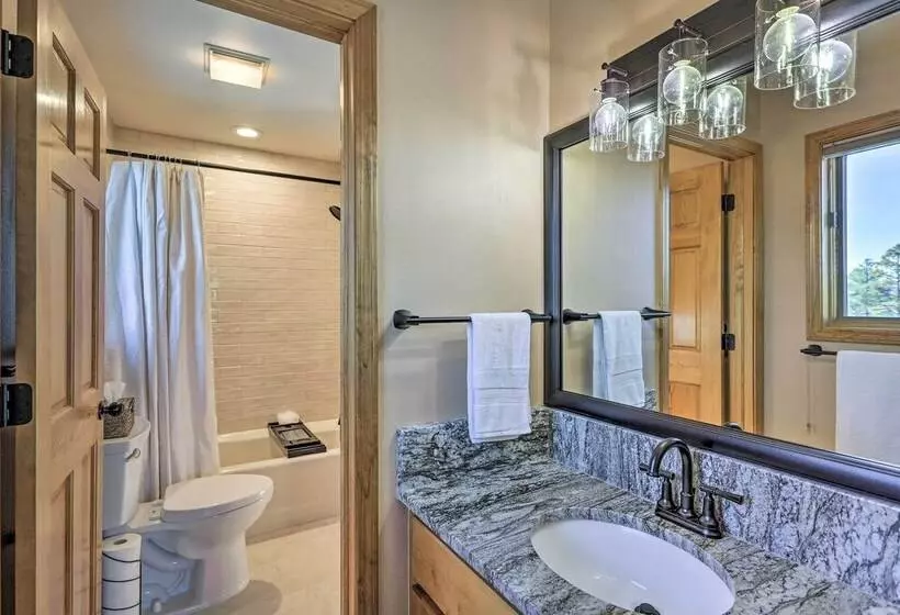 Spacious Pagosa Springs Retreat W/ Mtn Views!