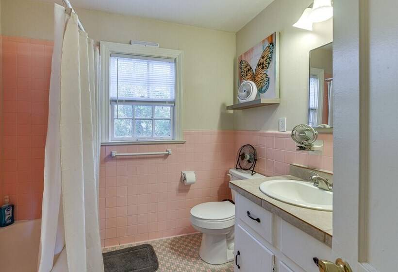 Spacious Retreat, 2 Miles To Tuskegee University