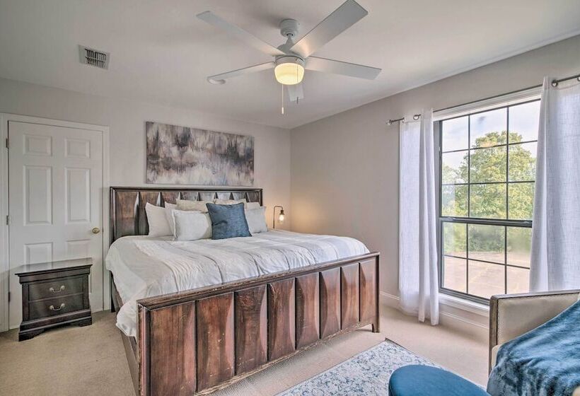 Starkvegas Clubhouse ~ 2 Mi To Msu Campus!