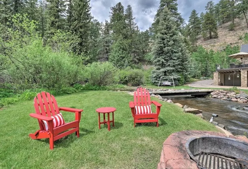 Stunning Mtn Views, Private Stream: Evergreen Gem!