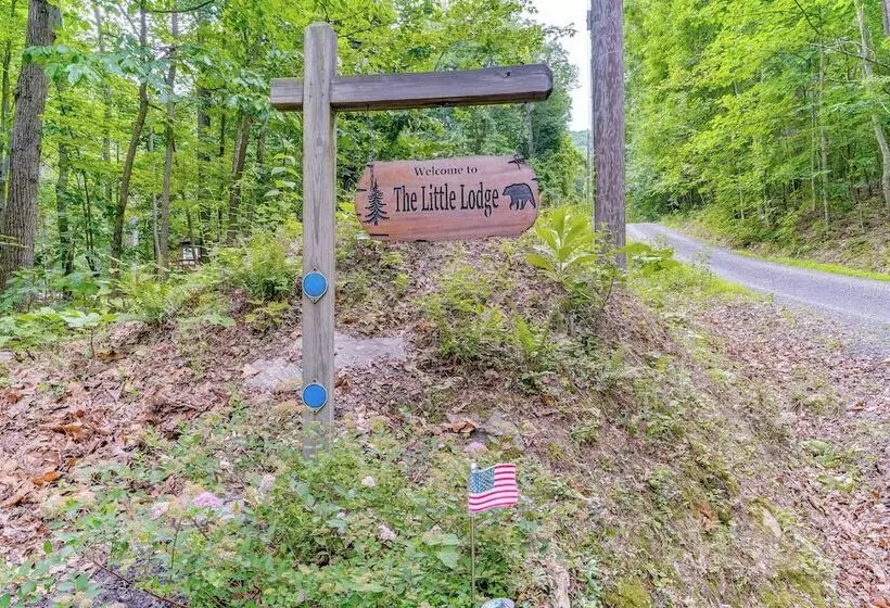 Cabin W/ Deck & Screened In Porch In New Market!