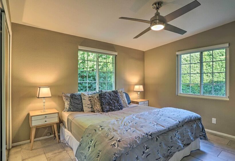 Ultra Secluded Home: Private Pool & Security Gate