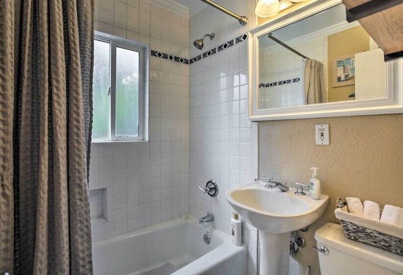 Walk To Dtwn Littleton: Updated Pet Friendly Home