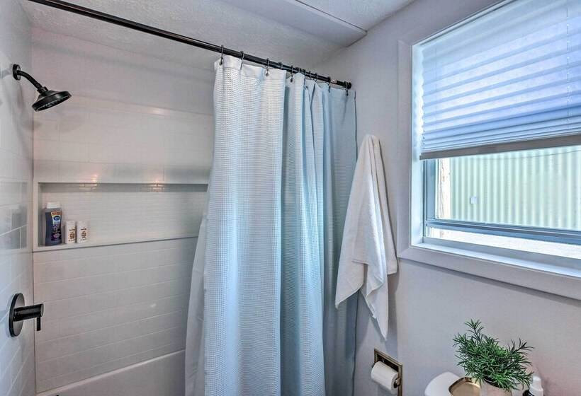 Updated Traverse City Home Steps To Bay!