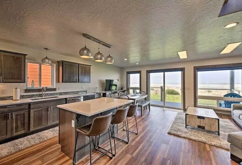 Waldport Escape   Sanderling Sea Cottages, Unit 8