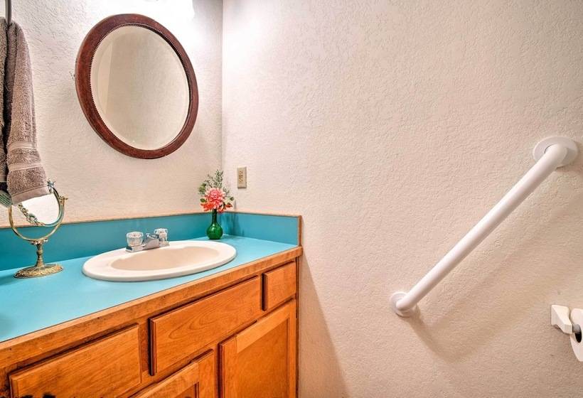 Waterfront Bainbridge Island Home: Stunning Views!