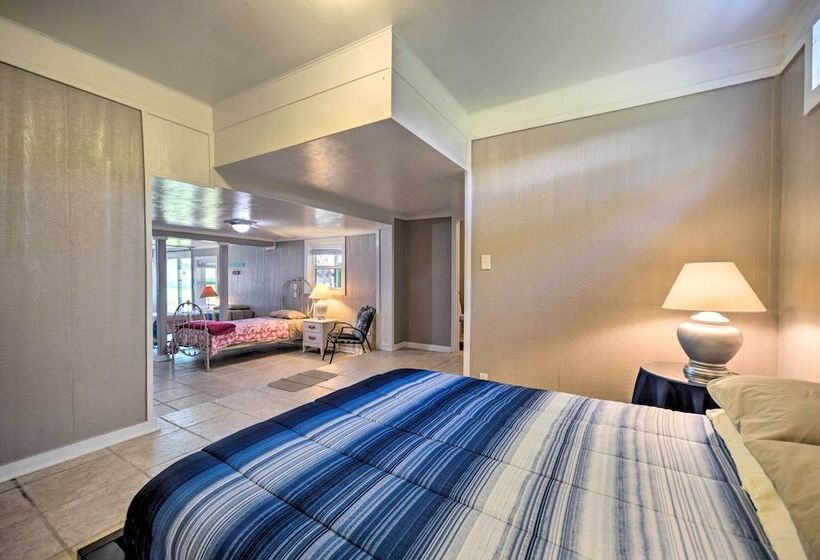 Waterfront Kingsland Home W/ Boat Dock & Slip