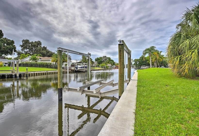 Waterfront Sarasota Estate W/ Dock & Boat Lift!